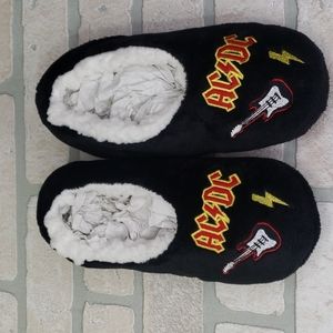 AC/DC  Guitar lightning bolt black sherpa fuzzy slipper socks size 6